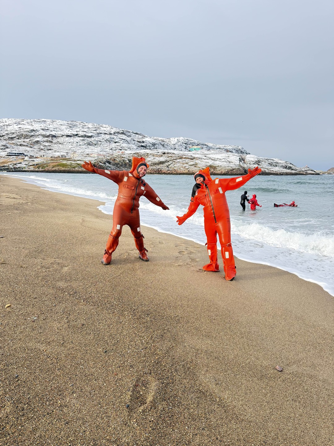 Искупаться в Баренцевом море: айсфлоатинг в Териберке (Марина)