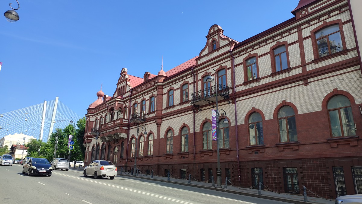 Люди дела: бизнесмены старого Владивостока (11/12)