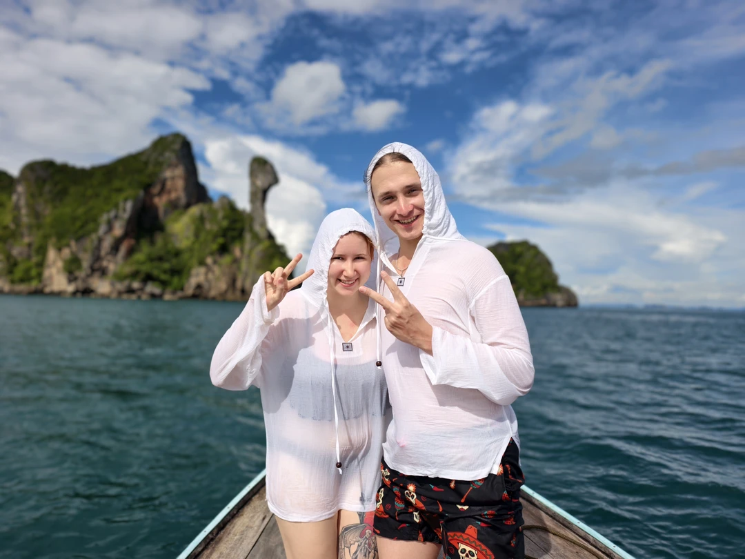 Мероприятие стоит своих денег до последнего цента, рекомендуется выезжать пораньше, чтобы не застигнуть закат в самый