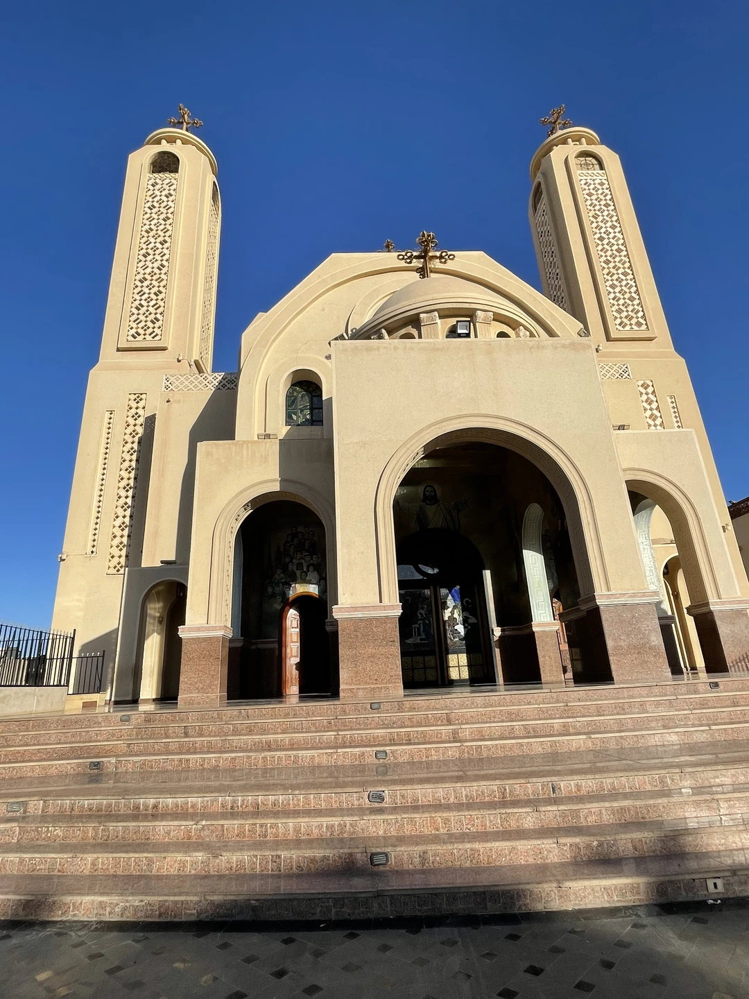 Замечательная экскурсия. Бронировала ещё в России. Хорошо организована, накануне экскурсии Валид прислал сообщение о месте встречи