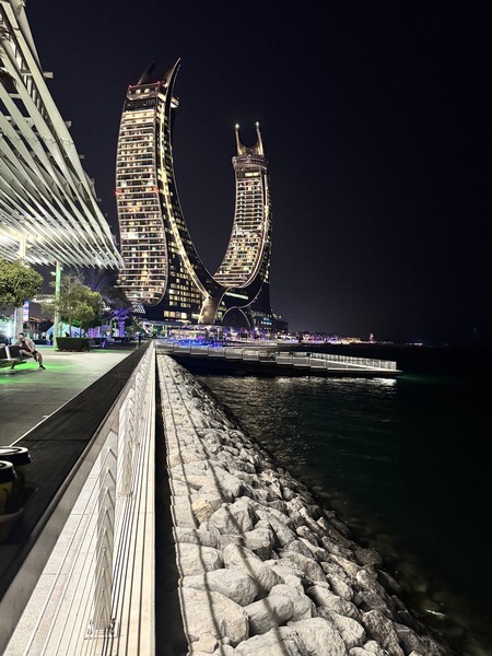 Очень рада что взяли эту экскурсию, хоть и небольшая страна, но есть что очень много посмотреть