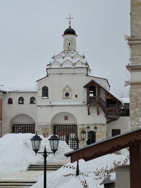 узнали много интересного, что было бы очень трудно узнать без гида-Елизаветы!