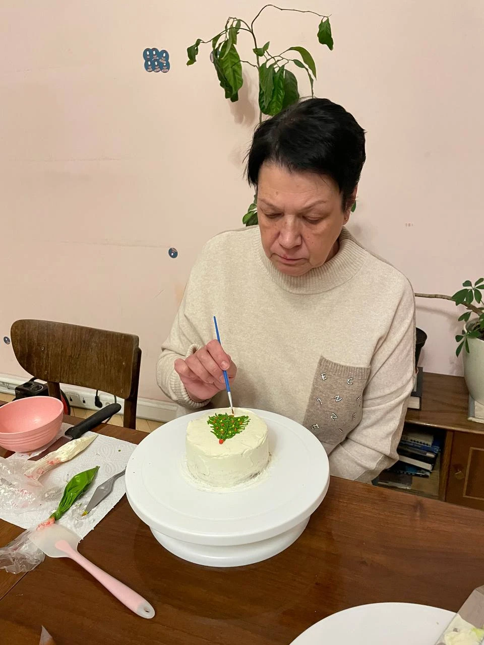 Мастер класс отличный! Машенька - душевный позитивный человек, увлеченная своим делом. Под ее чутким руководством мы