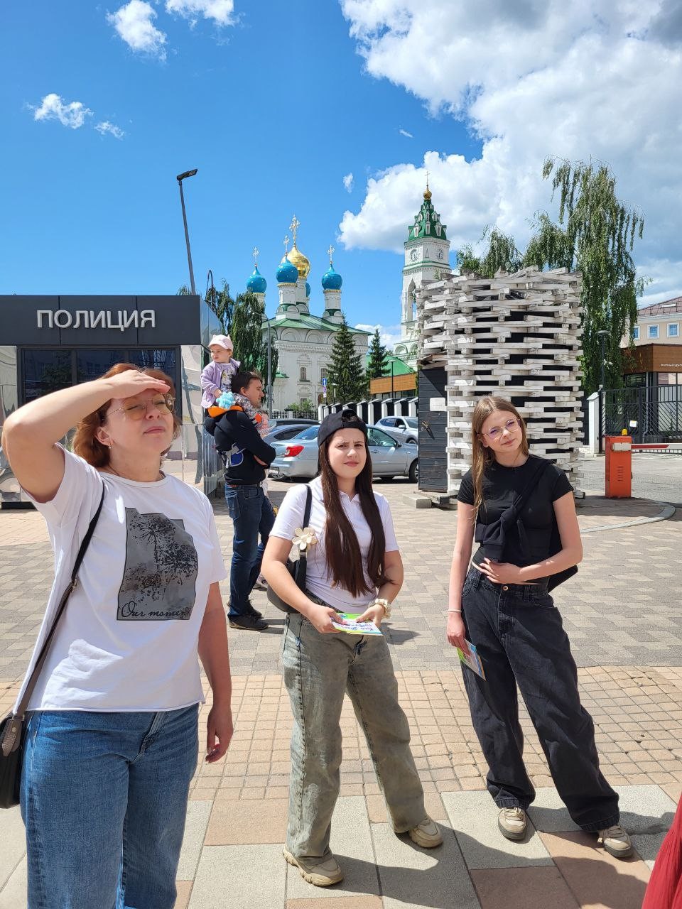 Заказывала экскурсию с учетом того, что дети 13 и 14 лет были с нами. Очень понравился