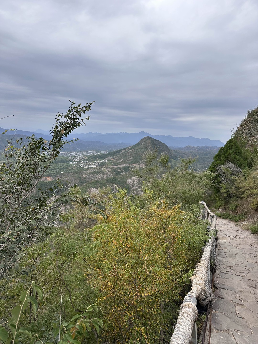 Очень понравилась экскурсия (несмотря на длительную дорогу, суммарно время в пути 5,5 ч)