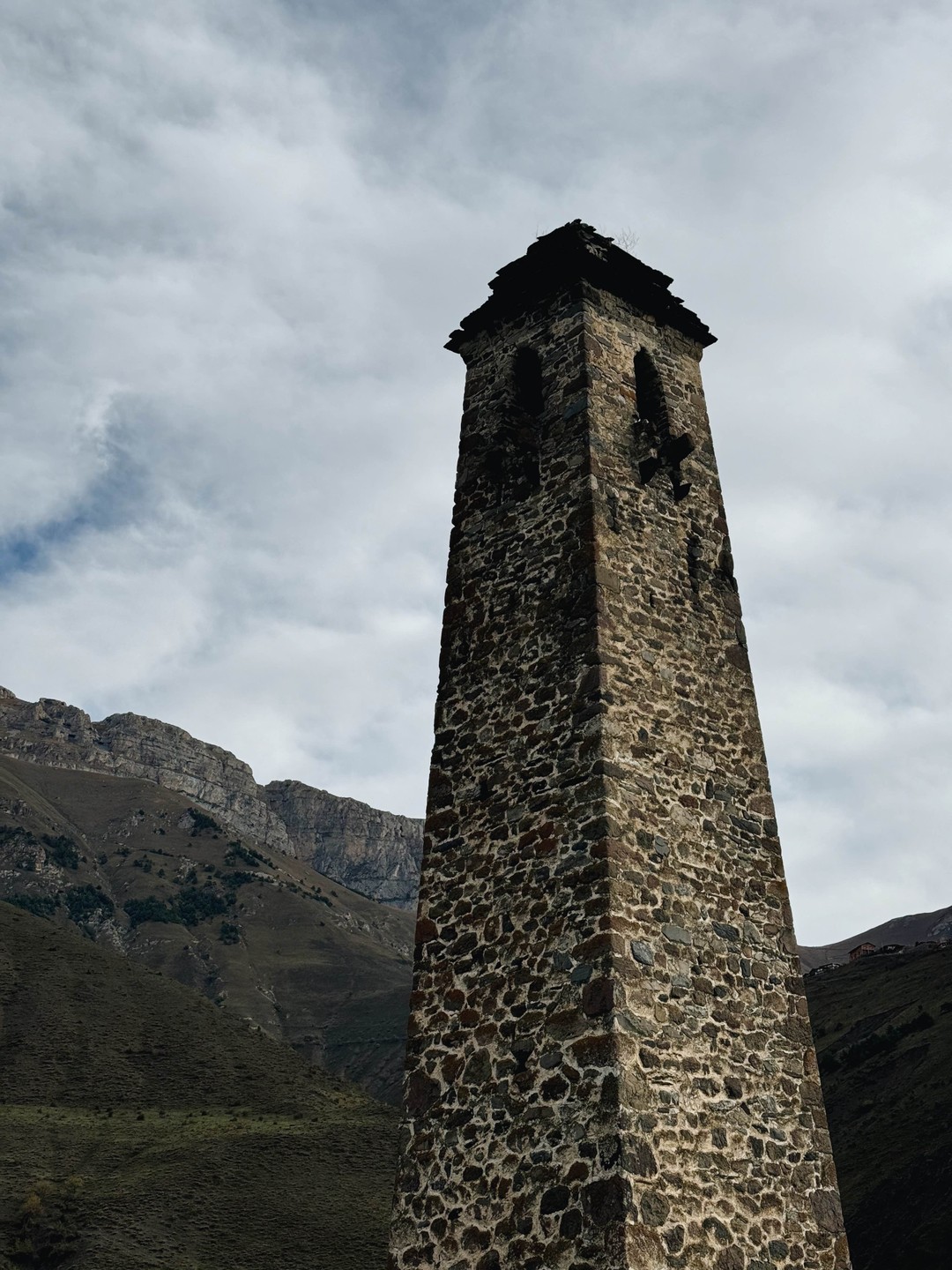 Хочу выразить огромную благодарность человеку, который познакомил меня с Ингушетией! Магомед прекрасный гид - знает очень