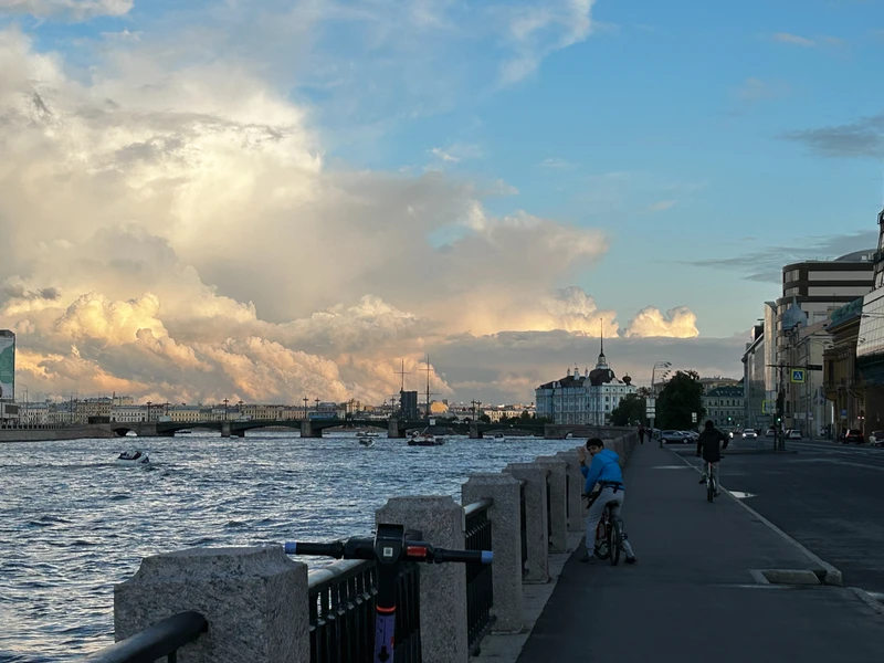 Петербург в кинематографе российском и зарубежном