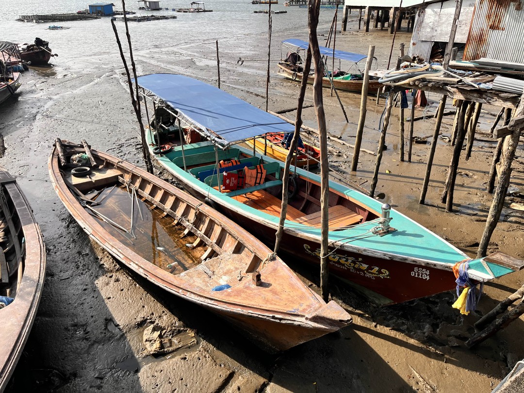 Заказали экскурсию у Елены и Ростислава и не пожалели. Познавательно, насыщенно, интересно. Ростислав прекрасный рассказчик. Видно,