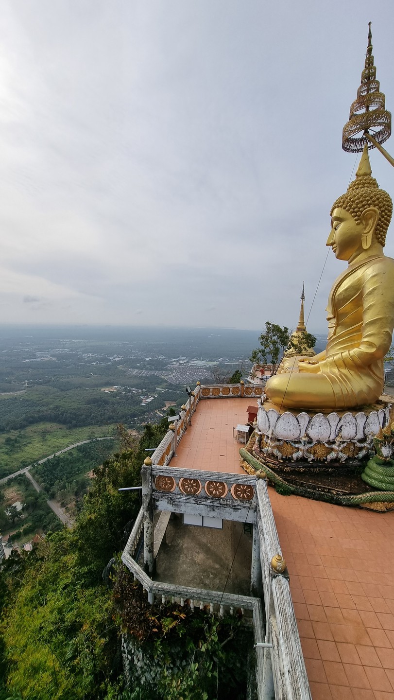 Очень довольны организацией экскурсии. Владимир забрал нас из отеля точно по времени. Учёл наши пожелания и