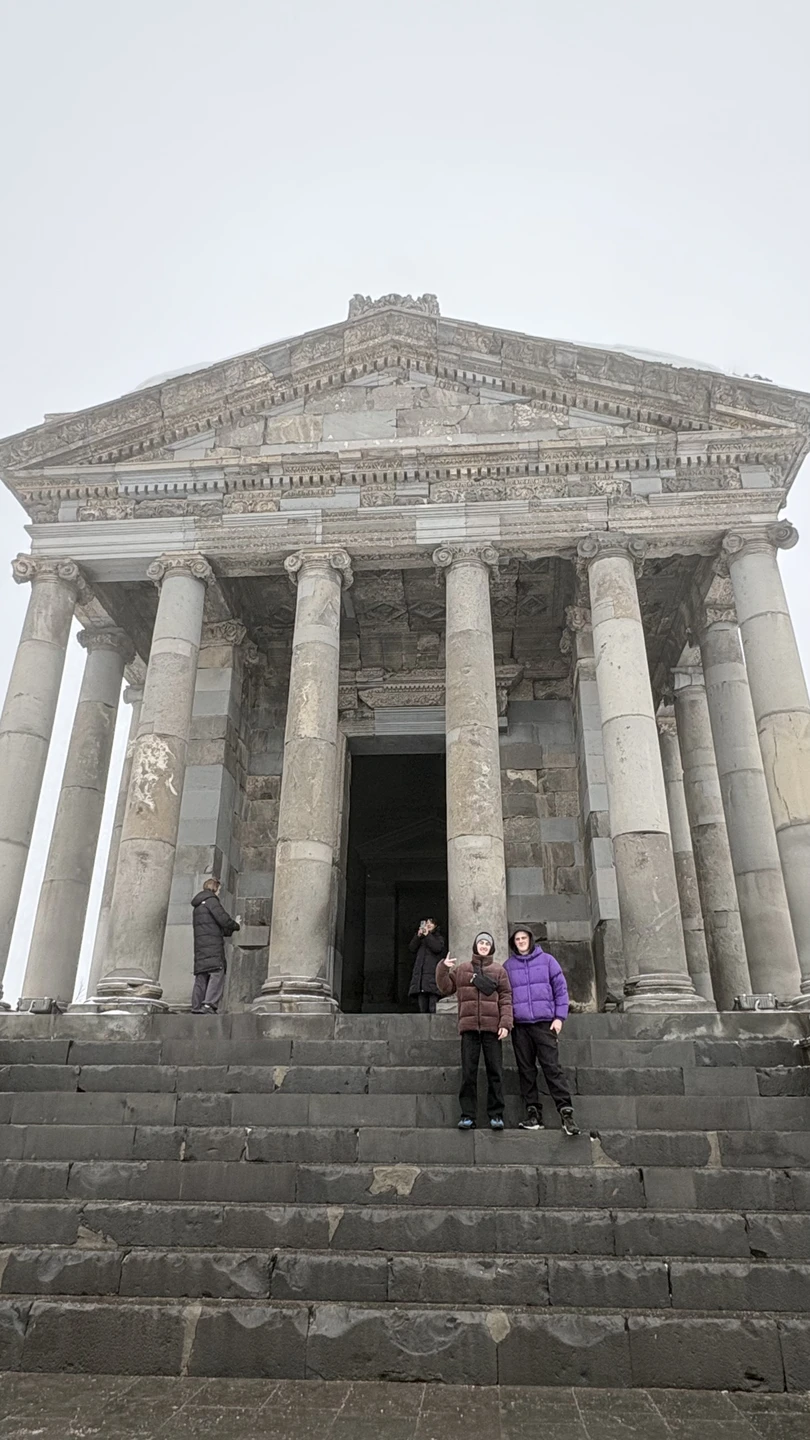 Спасибо Артуру, за подробный экскурс в историю Армении, и полноценное погружение в ее культуру! Если вы