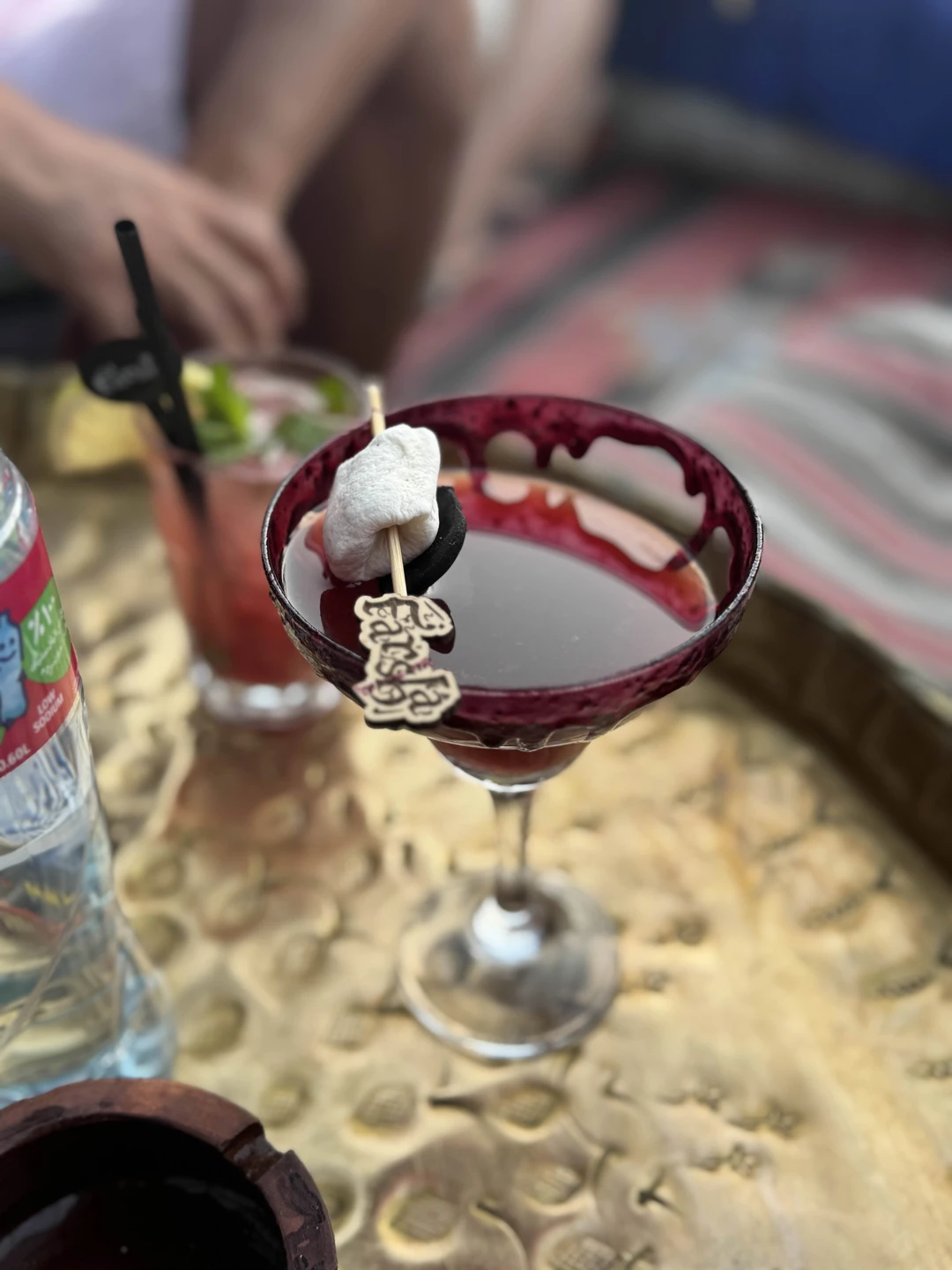 Спасибо за вечер, получили, что ожидали. Мы были компанией 5 человек. Очень удобно, что гид проводит