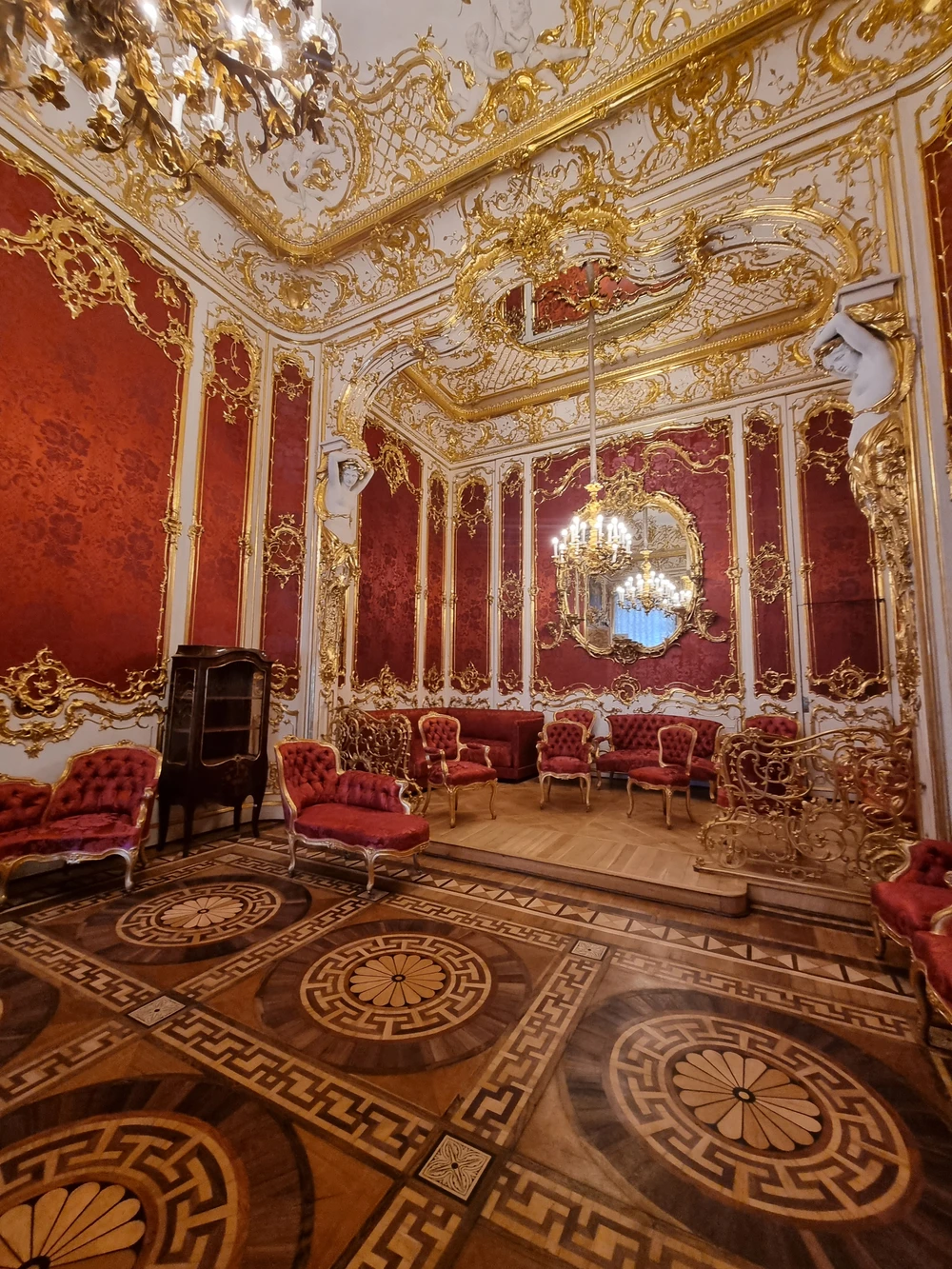 Романовы в Зимнем дворце: парадные и жилые покои (билеты включены) (10/13)