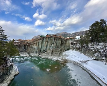 Патмос, Зубы Дракона и Семинский перевал