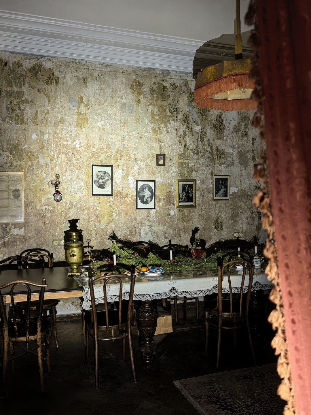 Огромная благодарность за экскурсию замечательному рассказчику Михаилу!