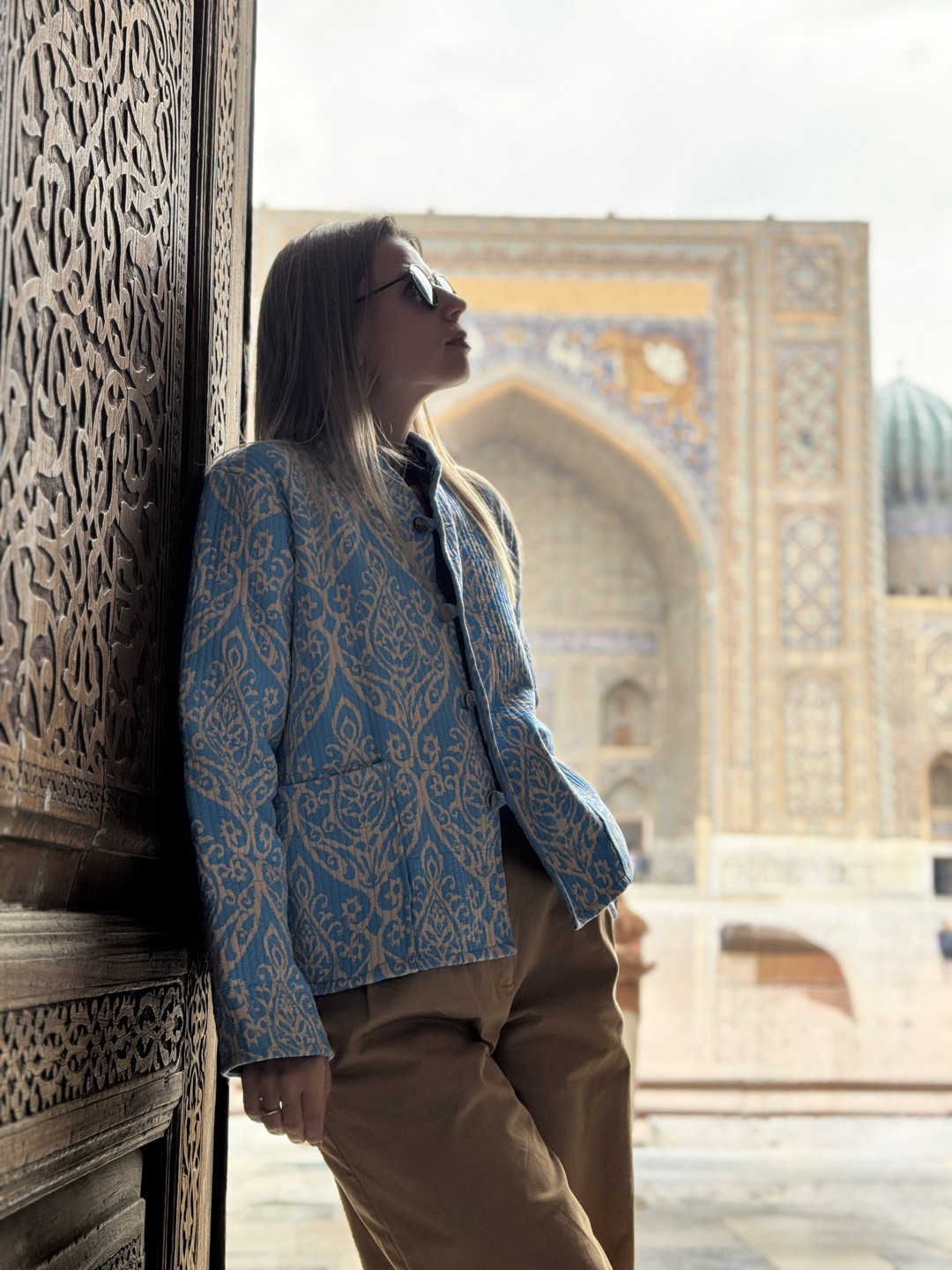 Привет всем путешественникам! Были на экскурсии вместе с Фарзодом. Экскурсия проходила на комфортабельном автомобиле, что помогла