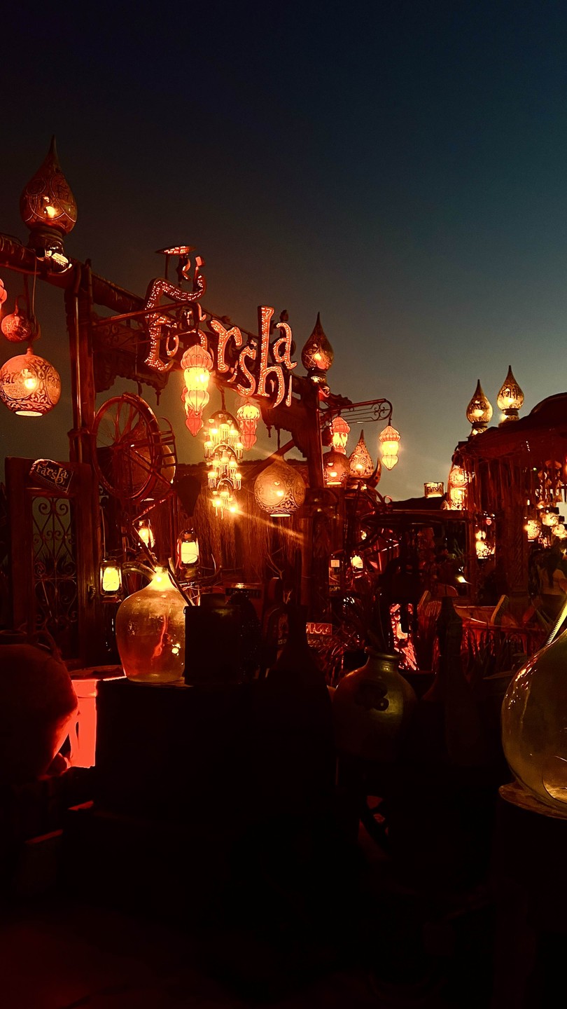 Нашим экскурсоводом была Наталья