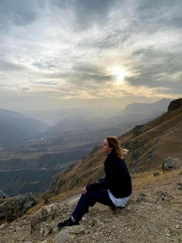 К могучим горам Дагестана из Каспийска