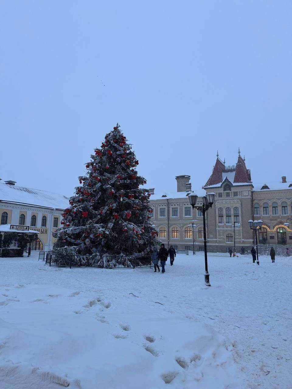 Экскурсовод Татьяна рассказывает о Рыбинске как свидетель всех его событий от основания до наших дней, как