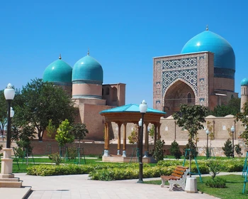 Переезд в Шахризаб, резиденция Тамерлана, мавзолей Джахангира и отъезд