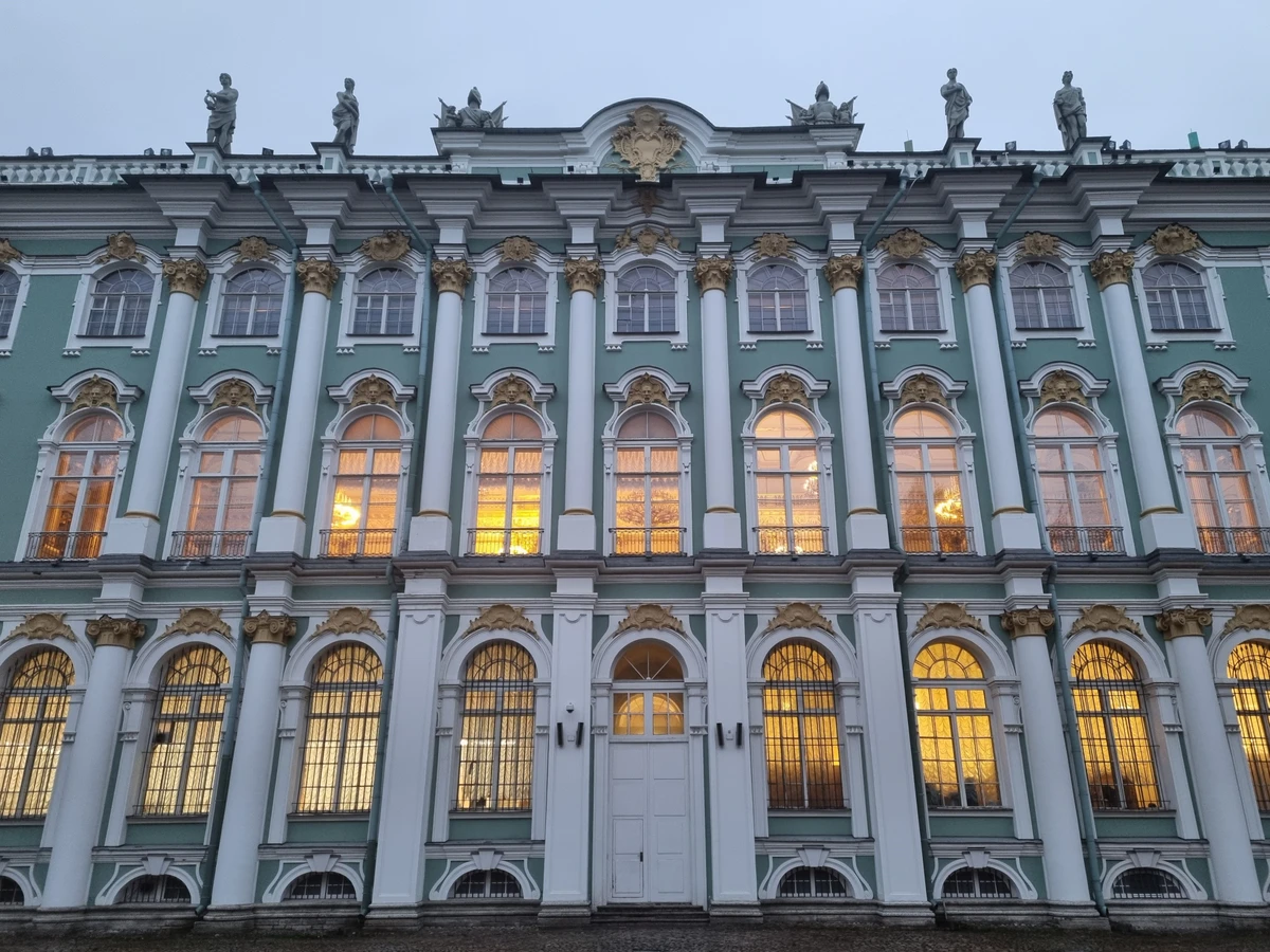 Романовы в Зимнем дворце: парадные и жилые покои (билеты включены) (12/13)