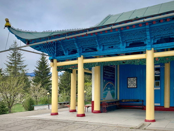 Дунганская мечеть в Караколе, переезд в Казахстан, Кольсайское озеро
