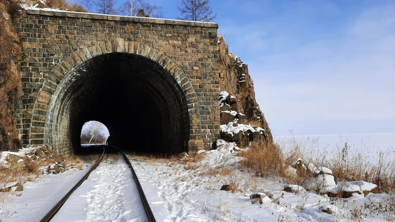 Ледяное царство Байкала: Листвянка и Ольхон, гастрономия, встреча с шаманом и погружение в культуру