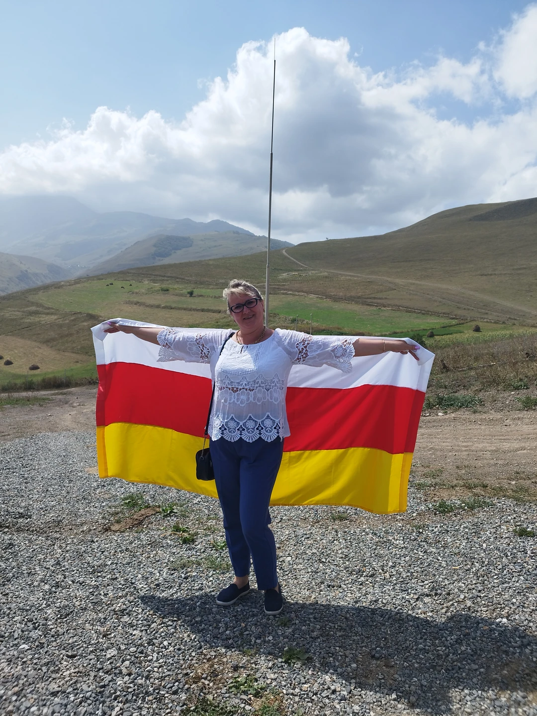 Есть два типа людей: одни - от всего в восторге, другим - всё плохо. Если вы