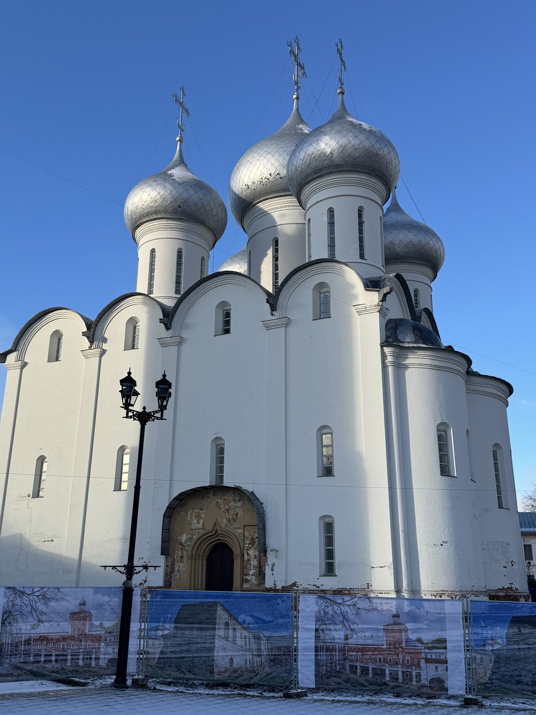 Очень интересная экскурсия, Екатерина увлекательно рассказала об истории города. Посетили основные до примечательности, несмотря на то