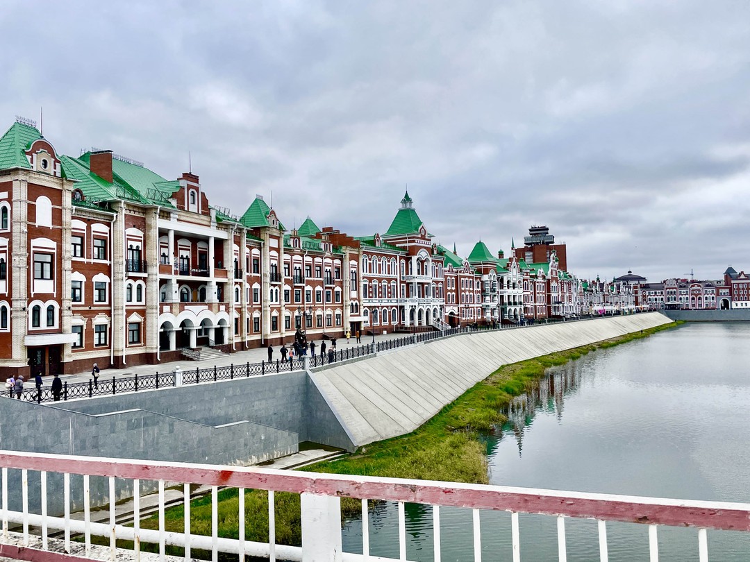 Посетили Йошкар-Олу 2 ноября с замечательным экскурсоводом Татьяной и профессиональным водителем Анатолием. Очень понравилось и знакомство