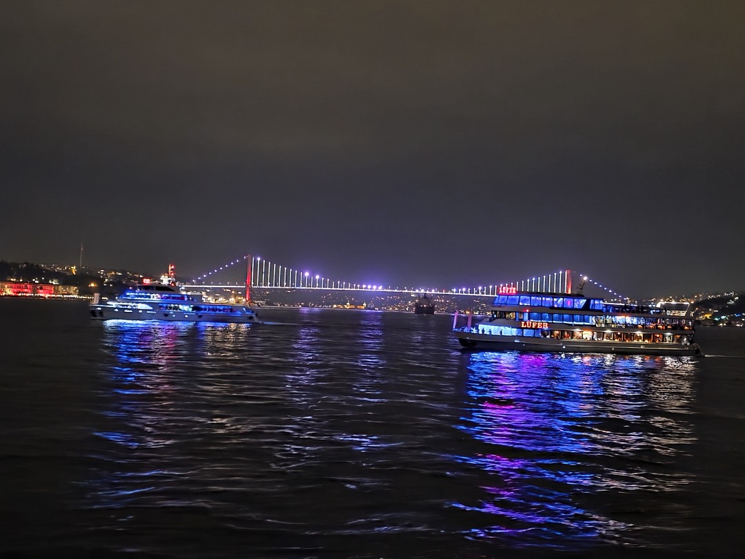 Вечерний круиз по Босфору с шоу-программой (Мария)