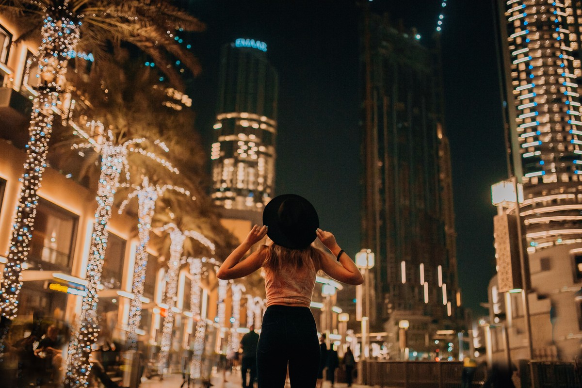 Фото 3 - Экскурсия: "VIP-отдых в Дубае с резортом на Palm Jumeirah, вечеринками и фотопрогулками"