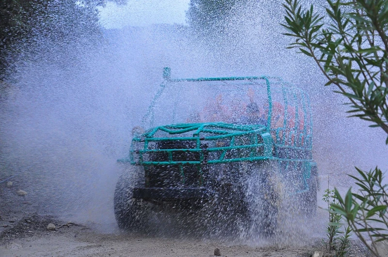 День экстрима в Анталье: рафтинг, сафари и зиплайн