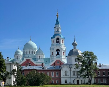 Валаамский монастырь, Ладожские шхеры, встреча с кроликами