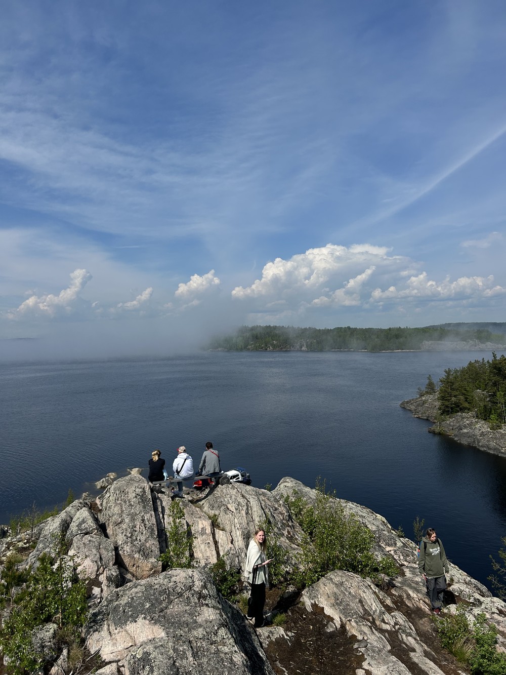 Путешествие к водопаду Белые мосты + прогулка по Ладожским шхерам (12/20)