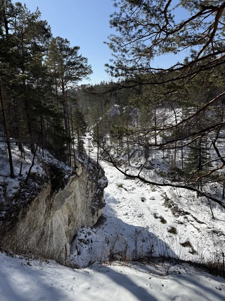 Интересный маршрут для одного дня в составе мини-группы. Спокойно, комфортно, по пути много красивых локаций. Посещение