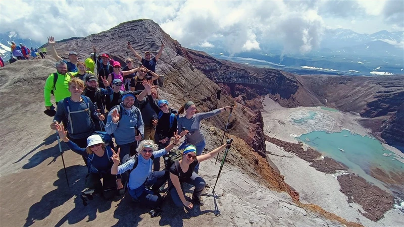 2500 км по Камчатке: вулканы, источники, океан