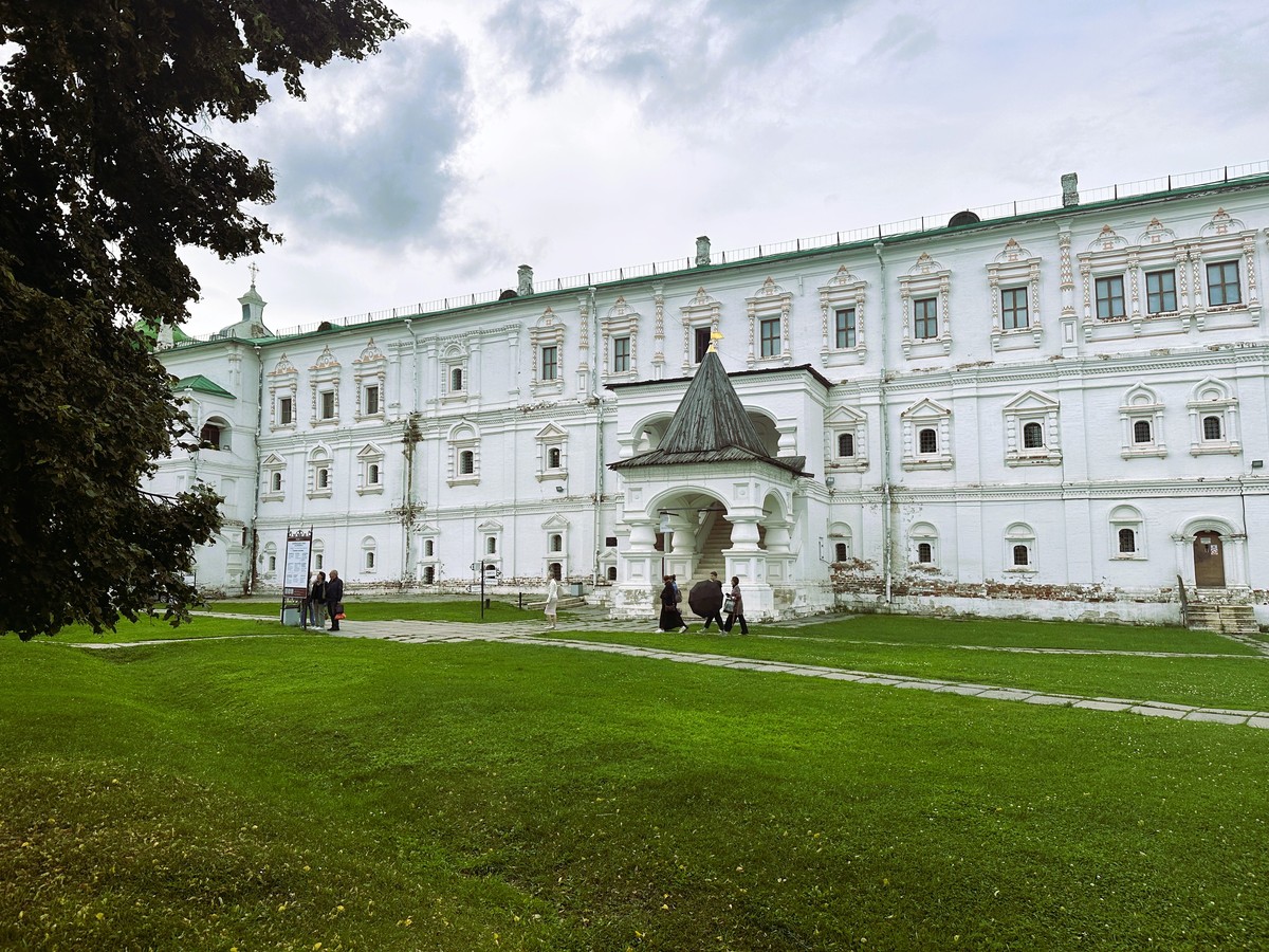 Мобильный квест «Макс Фактор — косметолог из Рязани» (6/11)