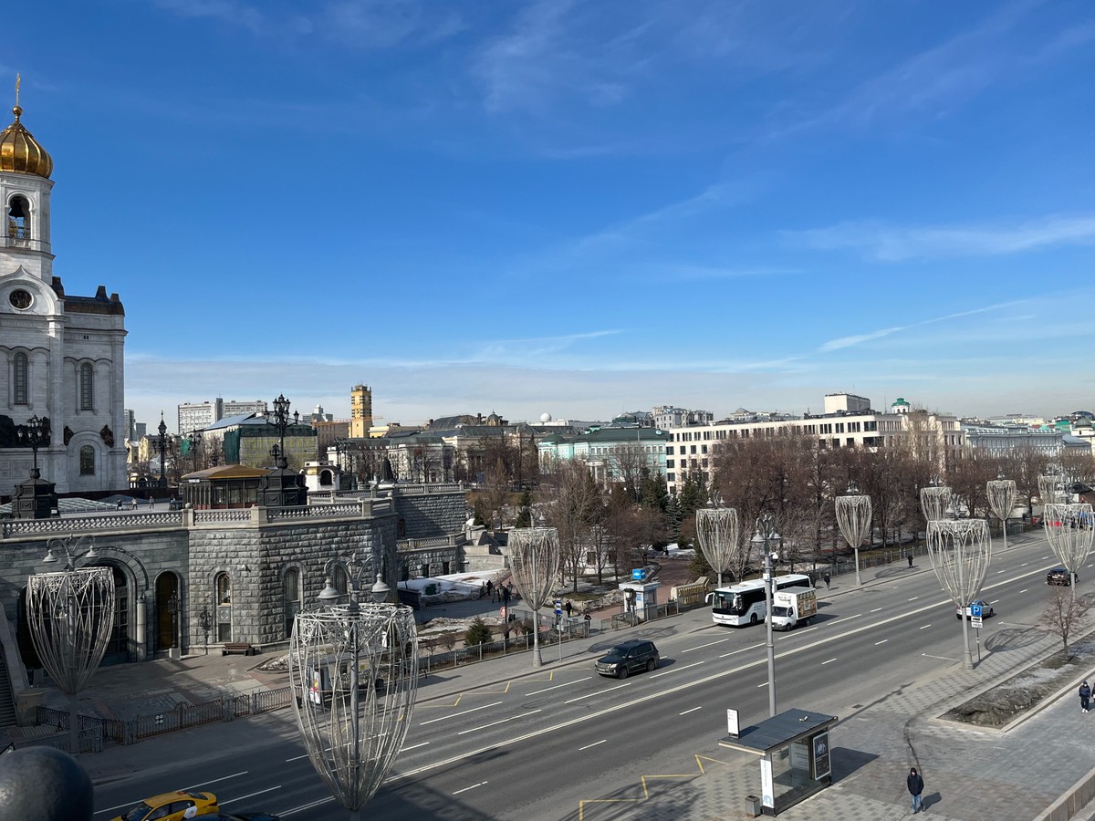 В окрестностях Кремля: Пречистенка и Волхонка (в мини-группе) (6/8)