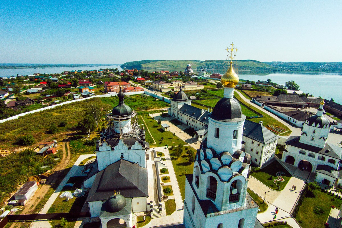 Фото Заповедный Свияжск, Раифский монастырь и прогулка на теплоходе