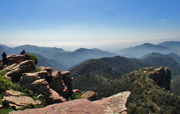 Подземная река в пещерах Святого Иосифа
