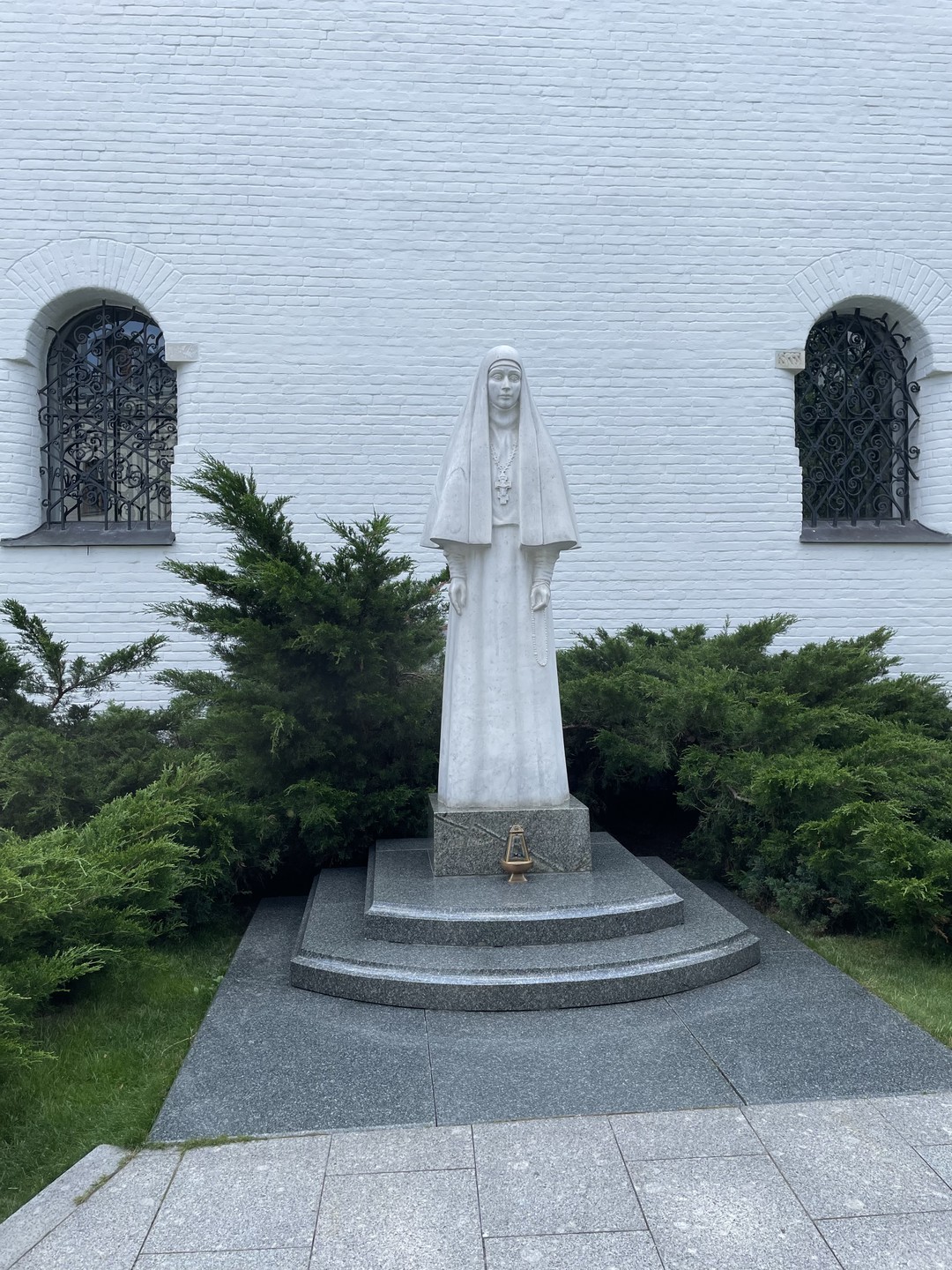 Замечательный гид, знающий историю и любящий своё дело. Прогулялись с удовольствием. Время прошло незаметно