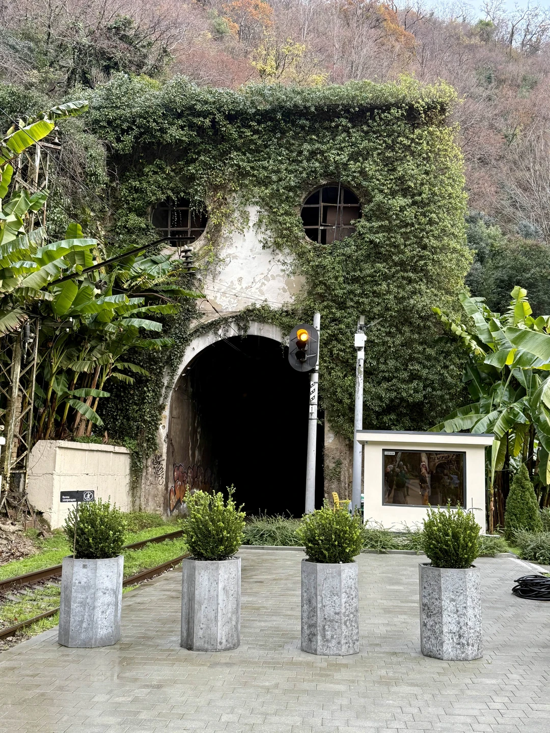 Были на экскурсии в конце декабря с Вячеславом. Он - отличный гид, рассказчик и водитель. Экскурсия