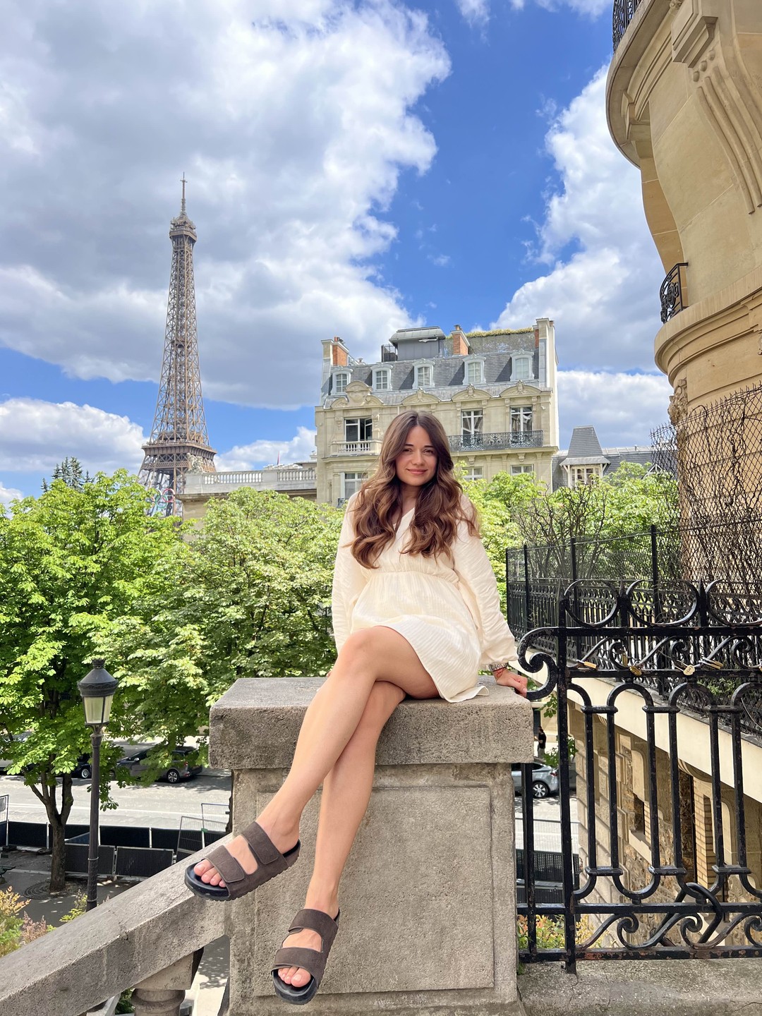 Вадим очень внимательный, интересный и общительный человек. Было легко и непринужденно. Экскурсия прошла весело и живо.