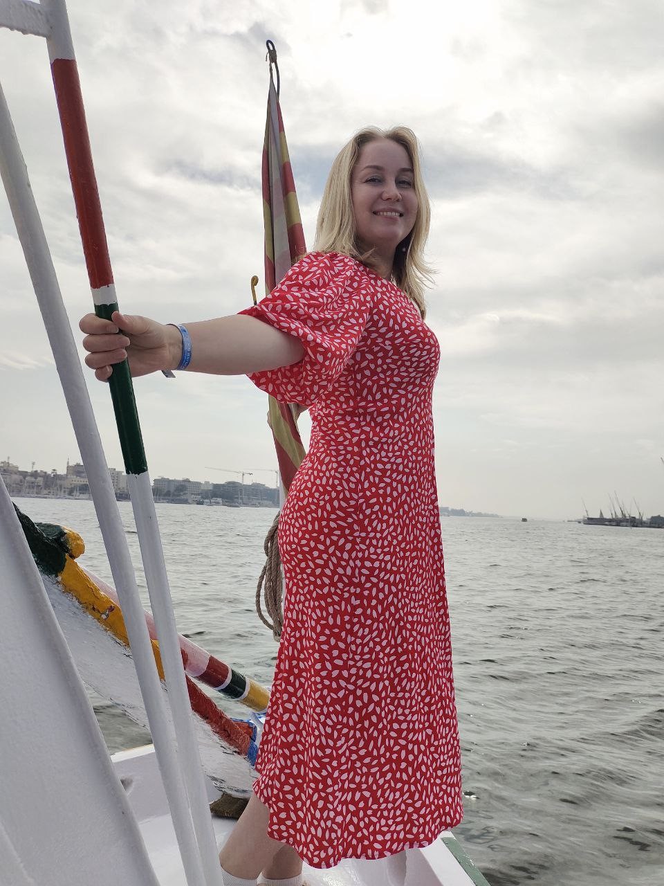 Пишу отзыв в помощь туристам и в знак благодарности организаторам поездки. Ездили 07.01.26 из Хургады, нас