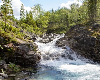 На джипах в Хибины: водопад Красивый, горные озёра Сердцевидное и Длинное