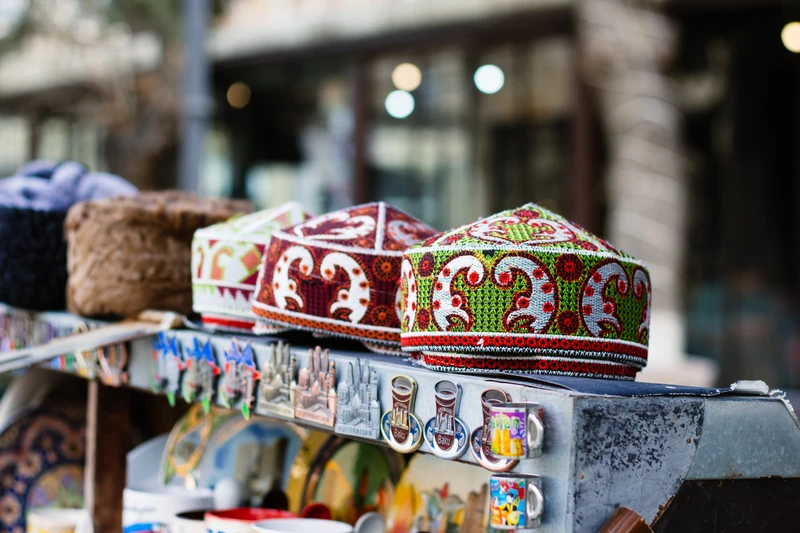 Экспресс-тур по Азербайджану: архитектура, природа, море и мастер-класс