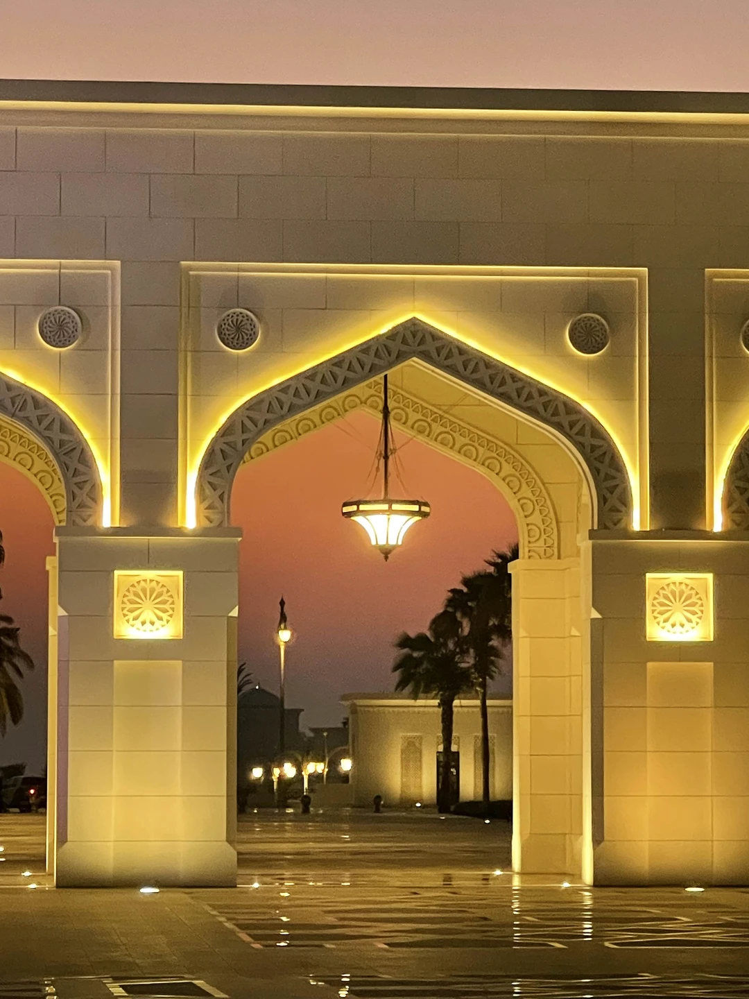 Покупали билеты без экскурсии: удобно, что с открытой датой и временем. Купили быстро, через несколько часов