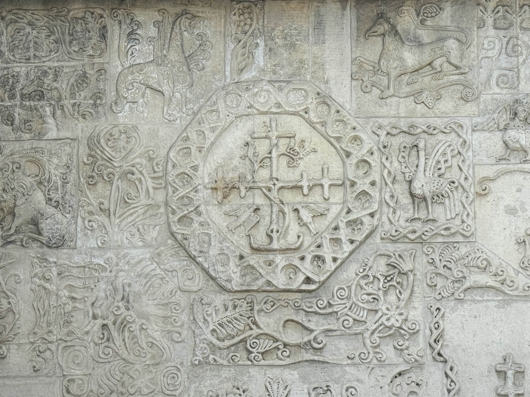 Яркие краски! Красивая архитектура! Интересный рассказ! День когда все совпало!