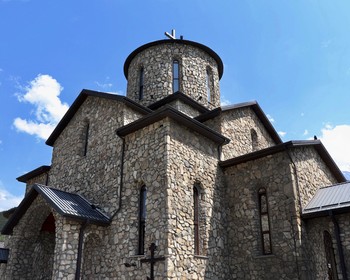 Куртатинское ущелье, пикник и купание в термальных источниках