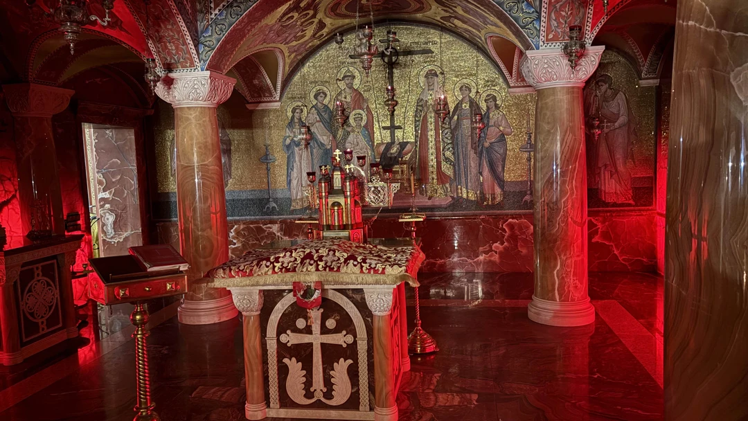 Обзорная экскурсия по Екатеринбургу + монастырь на Ганиной яме и стела «Европа - Азия» (Никита)